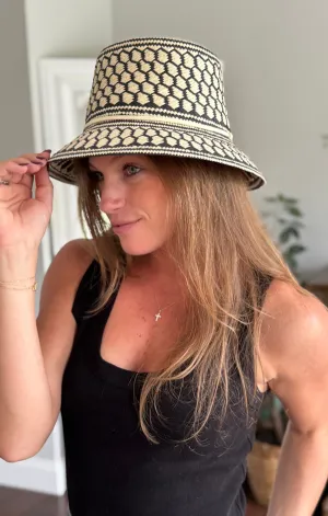 Ani Bucket Hat
