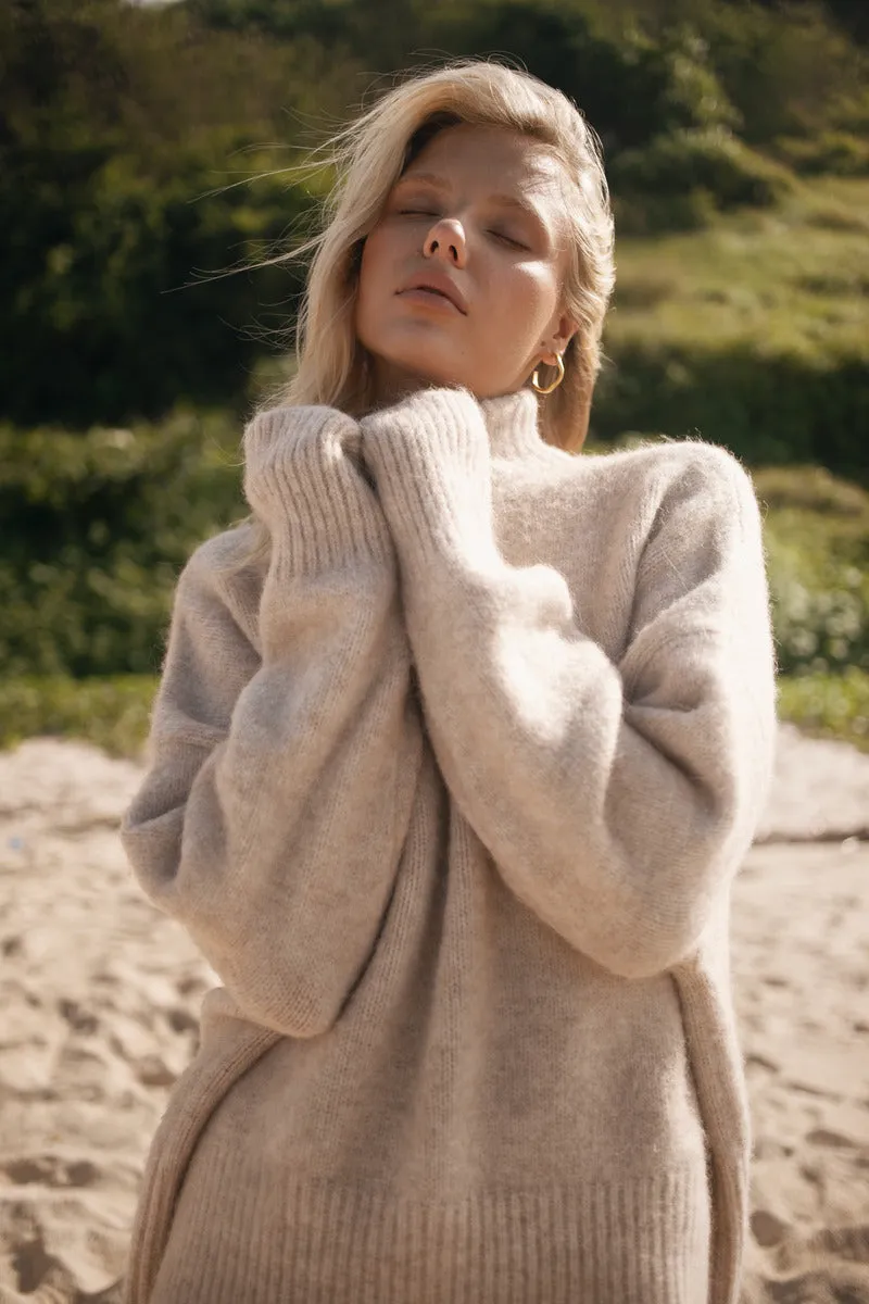 FREE TO FLOW KNIT JUMPER - BEIGE