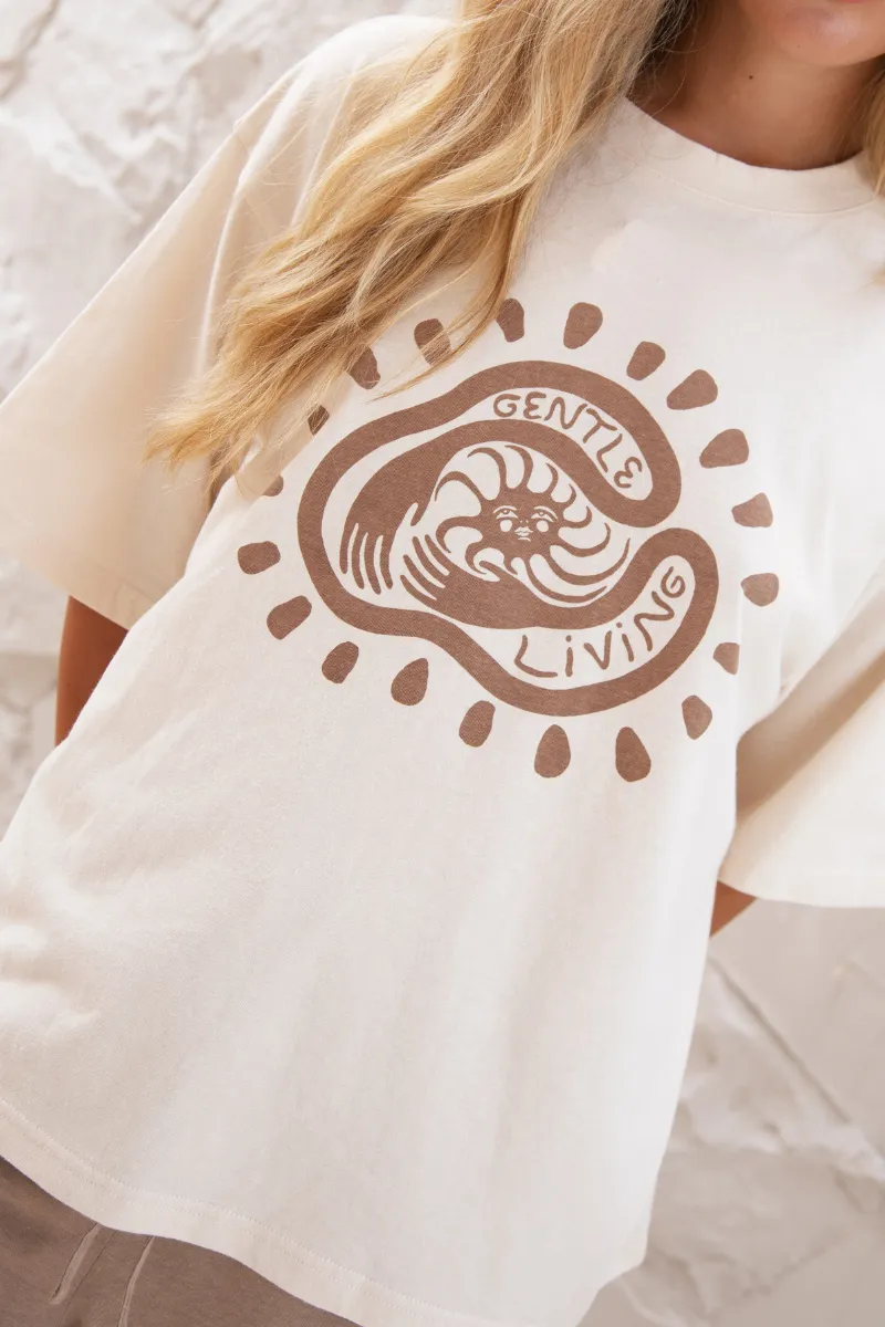 GENTLE LIVING TEE - NATURAL
