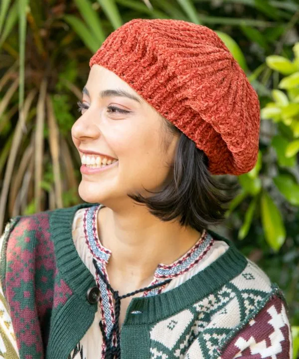 Mole Yarn Unisex Knit Beret