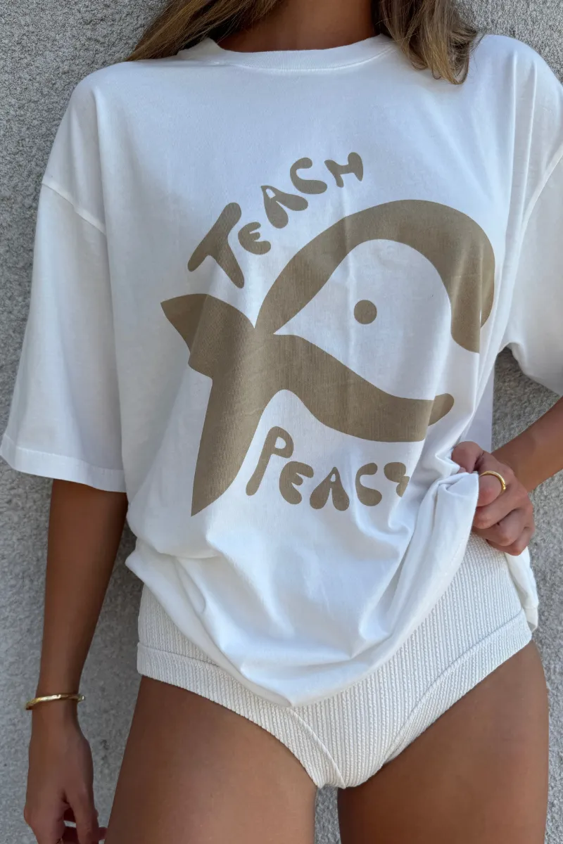 TEACH PEACE TEE - CREAM