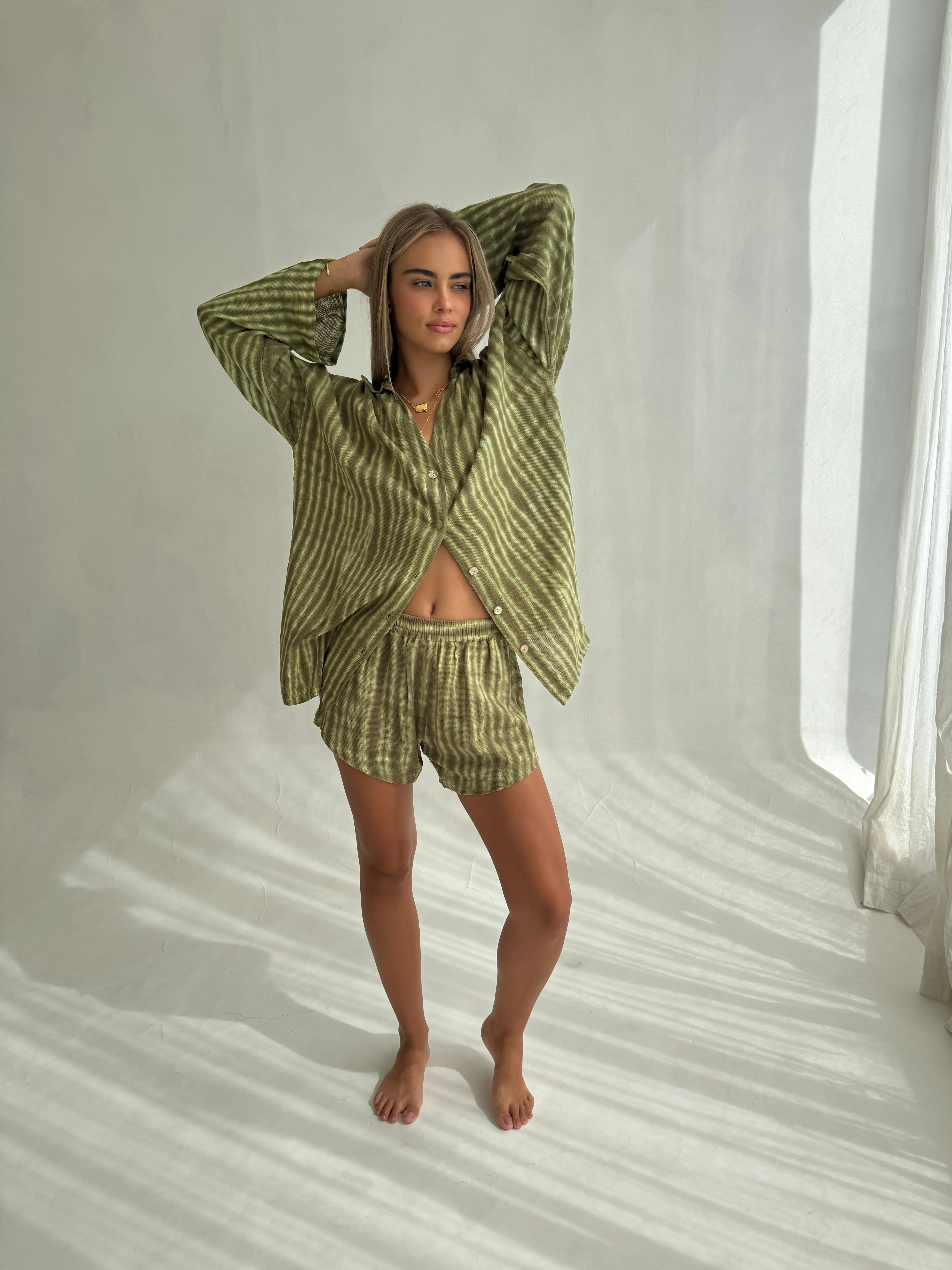 THE TROPICS SHIRT - KHAKI
