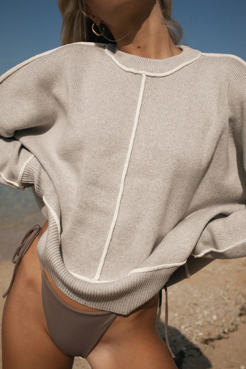 WILD PLACES KNIT JUMPER - GREY